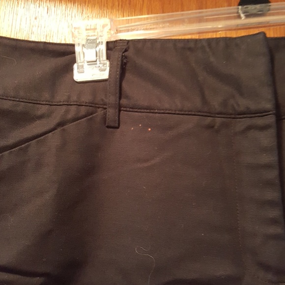 Shorts - Picture 2 of 4